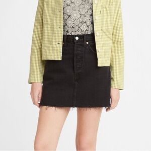Levi’s Ribcage premium denim jean a-line black mini skirt size 26